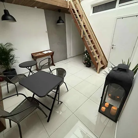 Au Bat Boheme (adults Only) Oda ve Kahvaltı