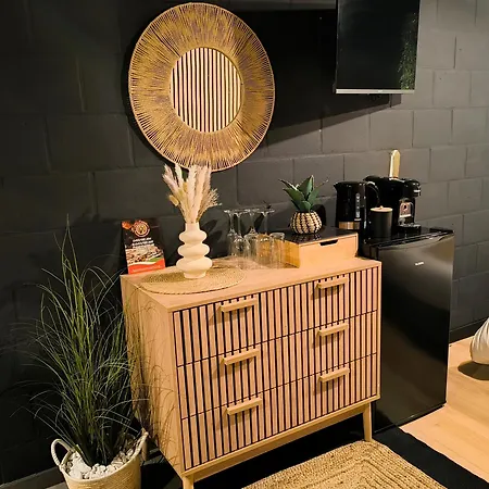 Au Bat Boheme (adults Only) Bed & Breakfast Tournai